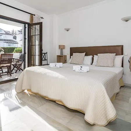 Stunning 2 Bedroom In Aldea Blanca Διαμέρισμα