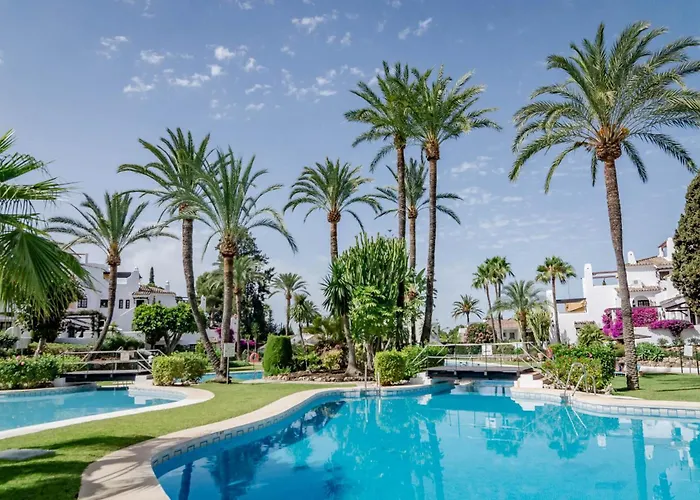 Stunning 2 Bedroom In Aldea Blanca 마르베야