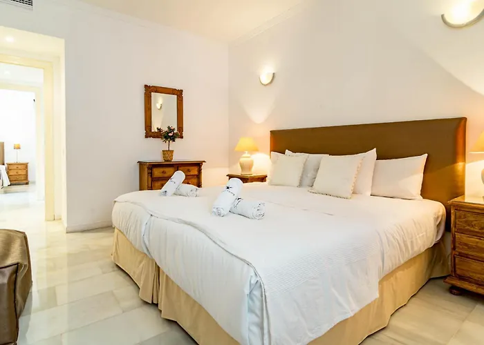 Stunning 2 Bedroom In Aldea Blanca 아파트 마르베야