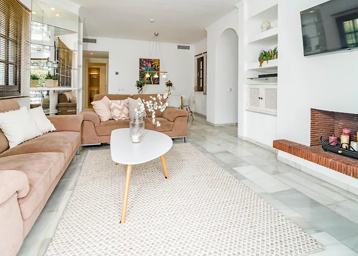 Stunning 2 Bedroom In Aldea Blanca 마르베야