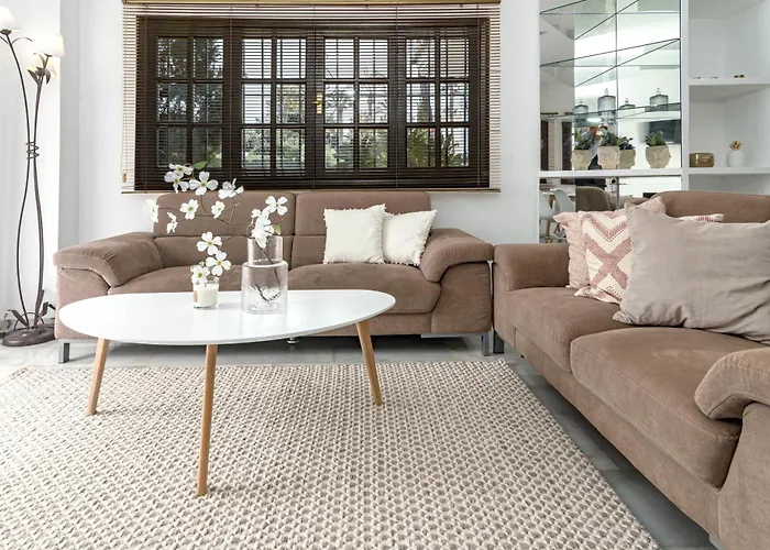 Stunning 2 Bedroom In Aldea Blanca 마르베야