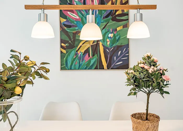 Stunning 2 Bedroom In Aldea Blanca Apartament