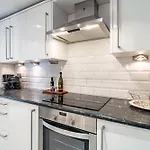 Stunning 2 Bedroom In Aldea Blanca Apartment *