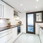 Stunning 2 Bedroom In Aldea Blanca * Marbella