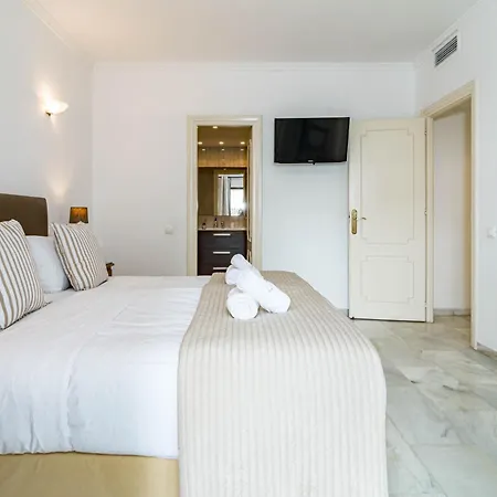 Stunning 2 Bedroom In Aldea Blanca Apartment *